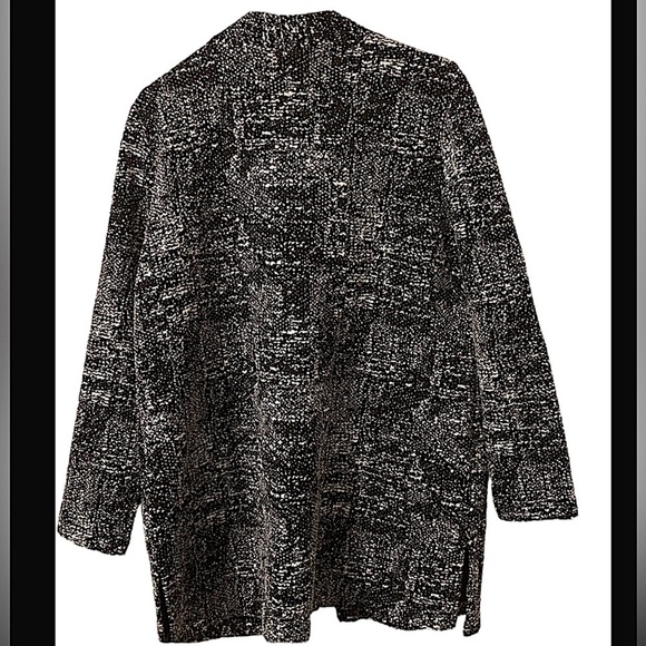 Ciara Sun Woo Black & White Open Front Long Sleeves Cardigan Long Sweater - Picture 2 of 6